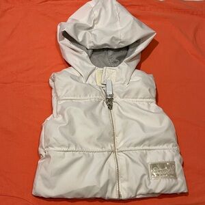 Minibasix White Snow Hooded Baby Vest 3 months 0-12 lbs full zip puffer vest